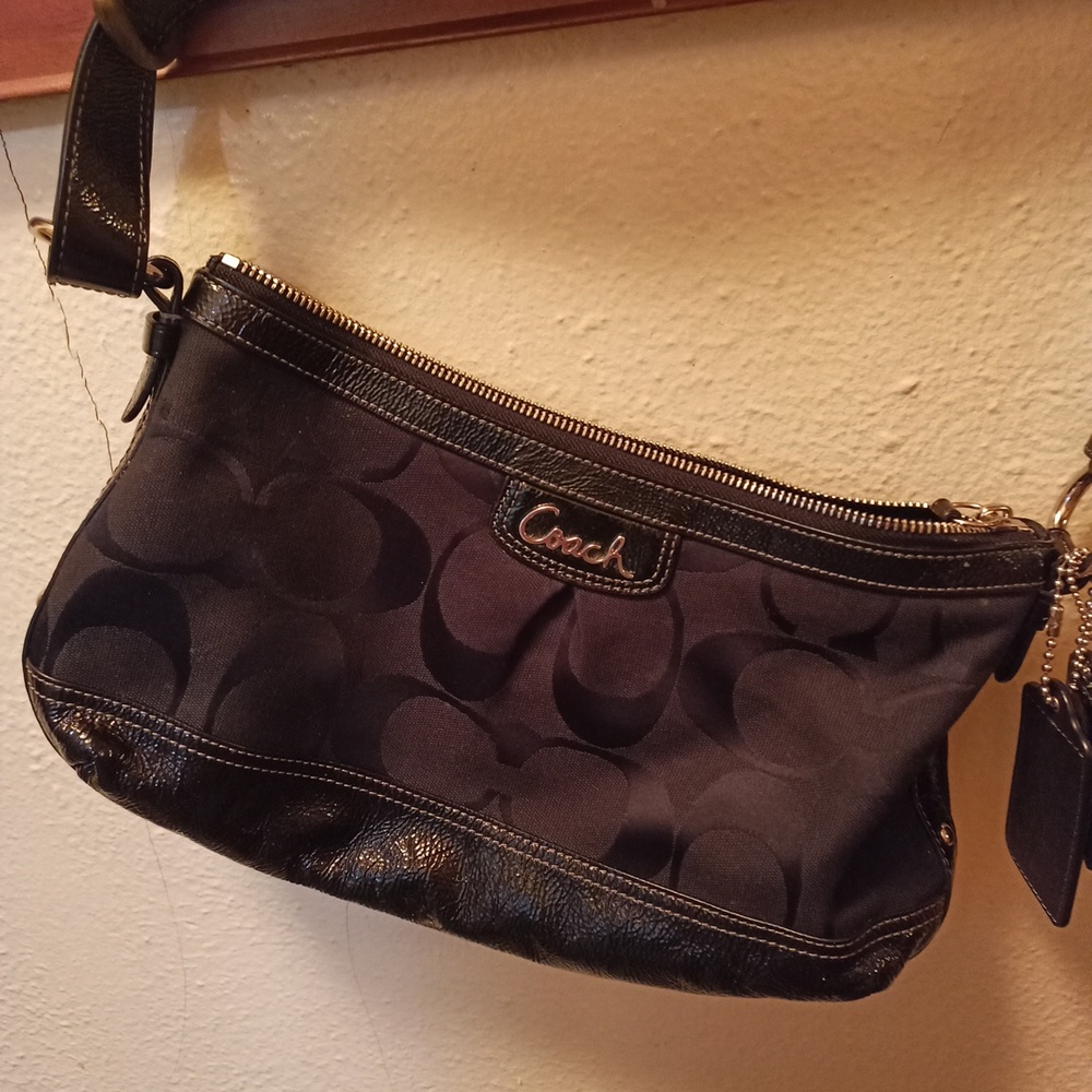Coach handbag - Picture 2 of 5